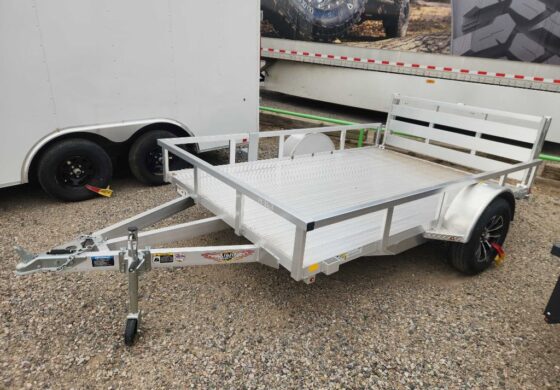 SILVER 76”X10’ UTILITY
3K SINGLE AXLE BUMPER PULL