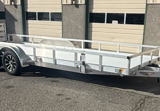 2025 H & H H8220TRSA 82X20 RAIL SIDE UTILITY